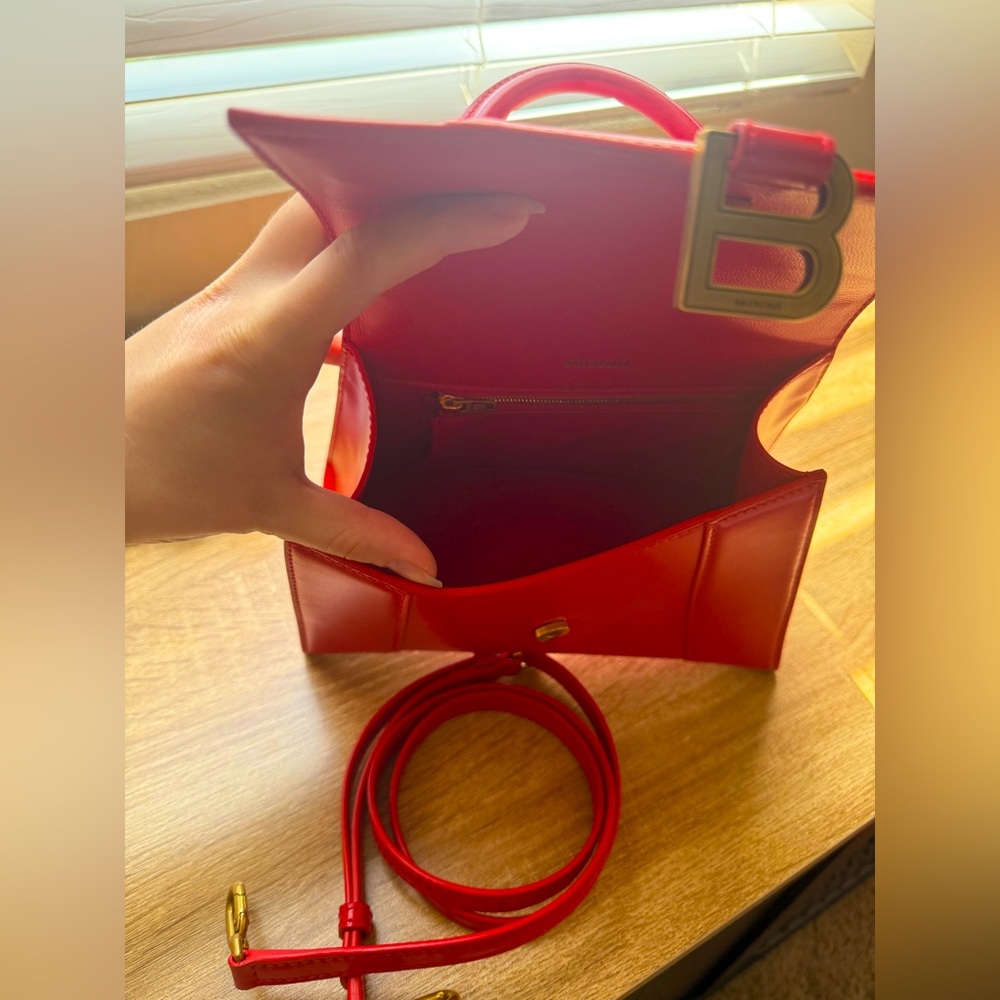 Balenciaga Hourglass Small - Picture 2 of 5
